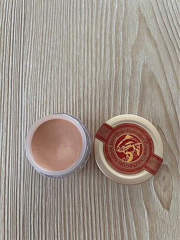 Skinfood kapatıcı