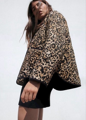 Pull and Bear Leopar Desenli Kadın Ceket