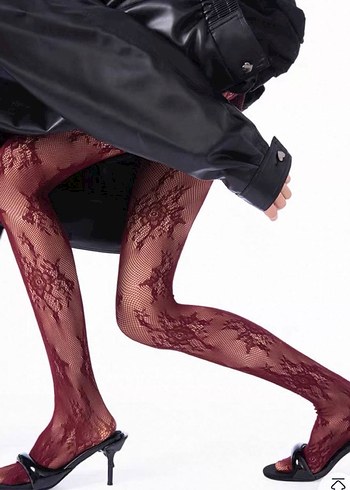 Çiçek Desenli Külotlu Çorap - Görsel 4