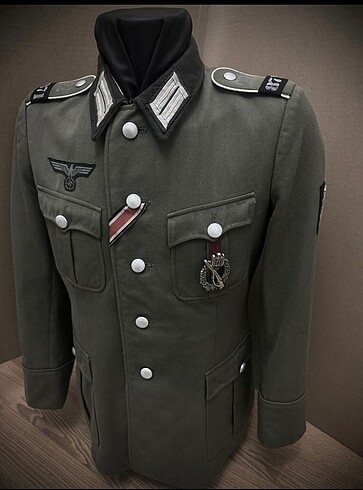 Alman whermacht 4. Dağ Tümeni, üniforması