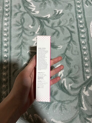 La Roche Posay VIOGLAM PINK SUN BASE TONE UP CREAM SPF50+
