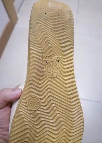 Tokalı Beyaz Kadın Dolgu Topuk Terlik - Görsel 5