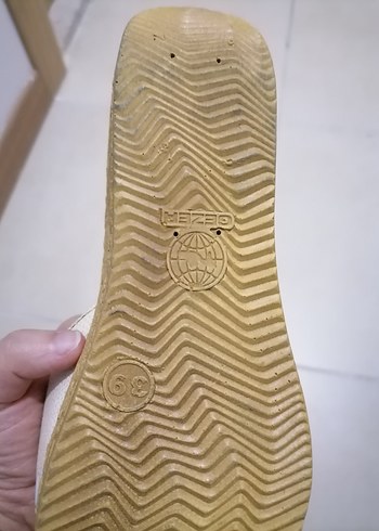 Tokalı Beyaz Kadın Dolgu Topuk Terlik - Görsel 4