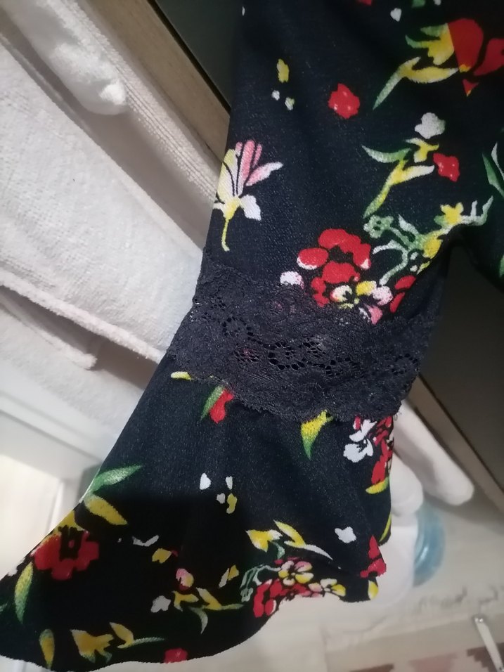 Çiçek Desenli V Yakalı Bohem Midi Elbise - Görsel 4