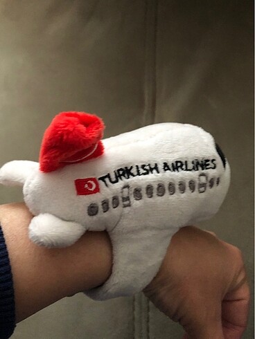 TURKISH AIRLINES PELUŞ BİLEKLİK. BİLEĞE GÖRE KENDİNİ AYARLAR?