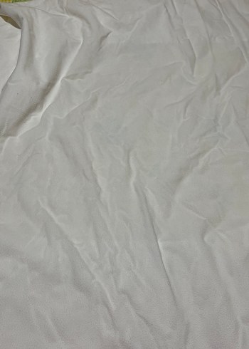 Yataş Beyaz Parlak Lastikli Çarşaf sıvı geçirmez. Tek kişilik.