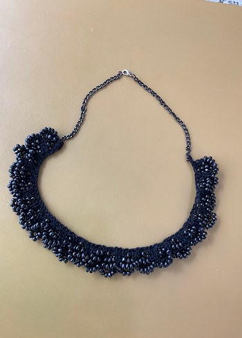 El Emeği Tasarım Siyah Boncuk İşlemeli Kısa Gotik Kolye - Görsel 3