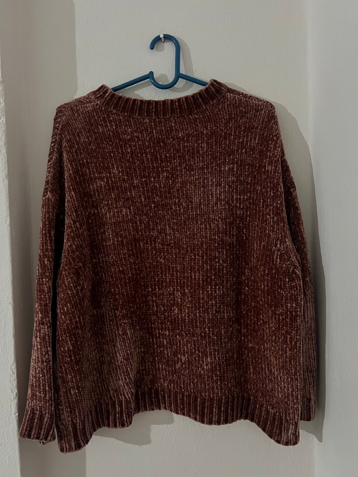 Pull&Bear şönil kumaş kazak - Görsel 4