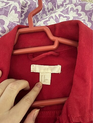 xs Beden H&m kırmızı kot ceket