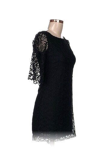 Zara Zara Kısa Elbise %70 İndirimli.