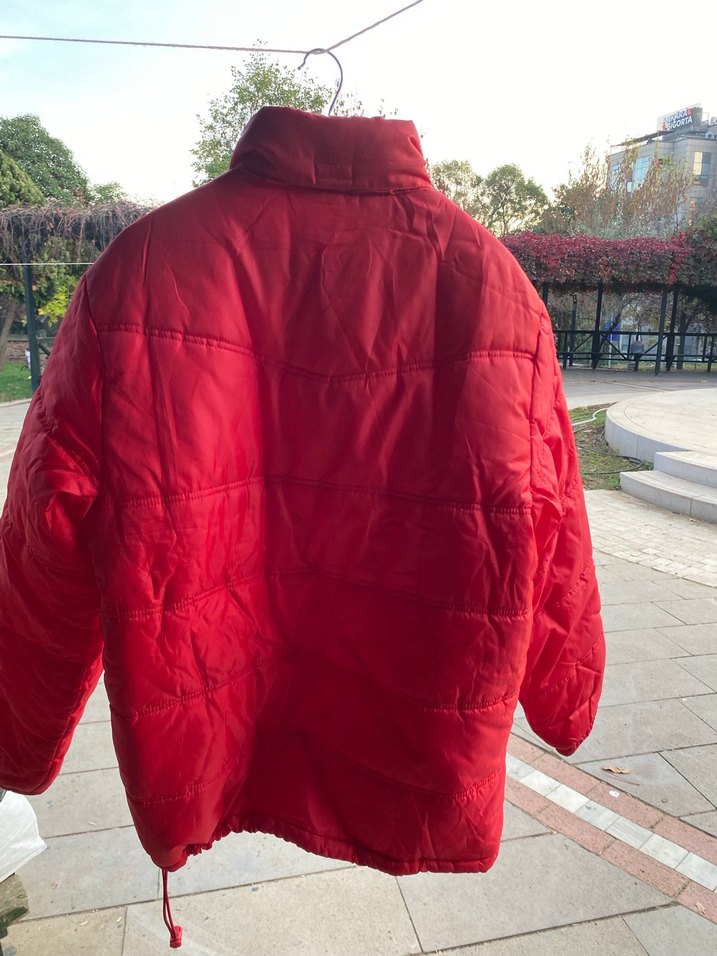 Kırmızı Fermuarlı Kadın Kış Montu - Görsel 2