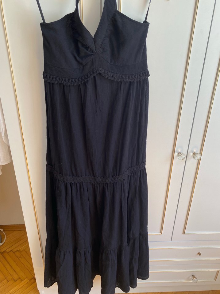 Uzun Siyah Keten Fırfırlı Askılı Elbise - Görsel 2