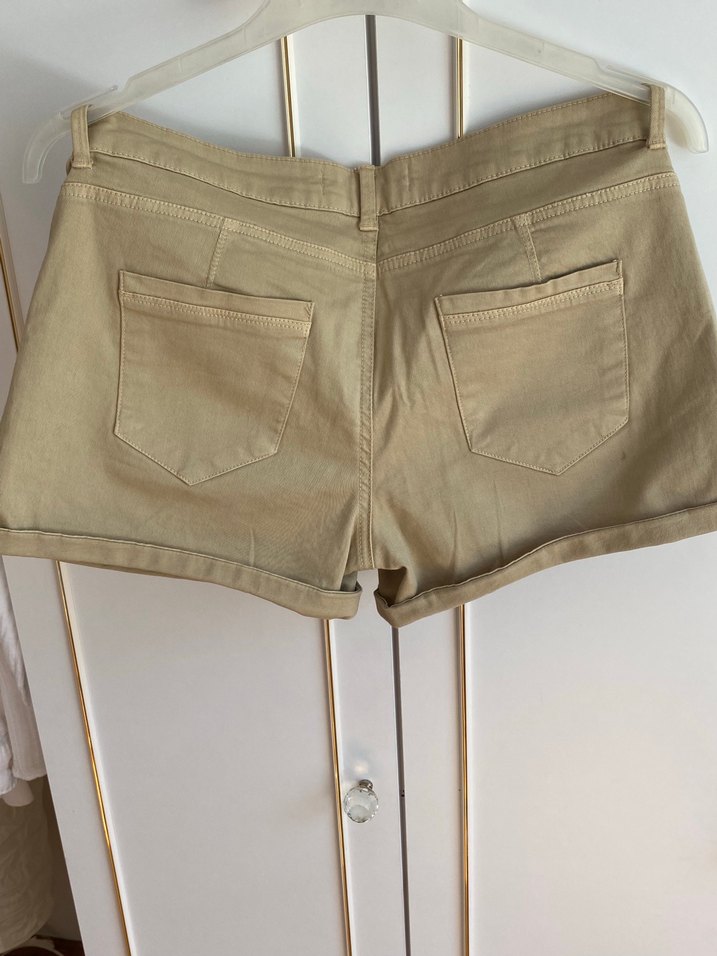 Bej Pamuklu Kemerli Mini Şort - Görsel 2