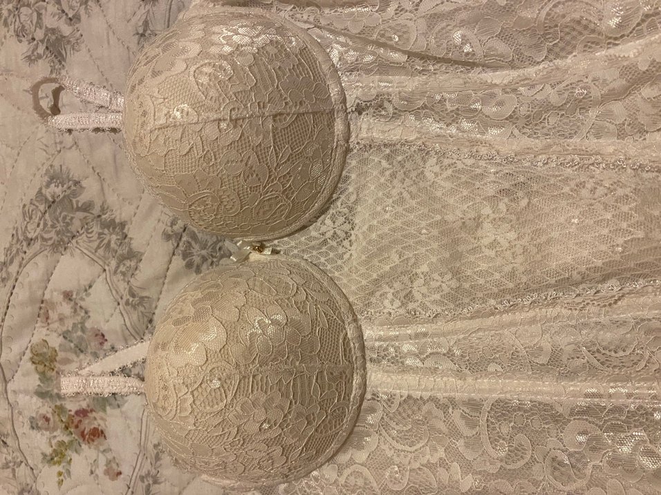 Dantel Detaylı Beyaz Straplez Büstiyer - Görsel 3