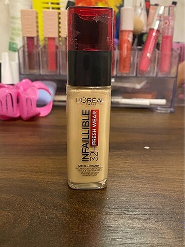 Loreal Paris Infaillable Fondöten 125