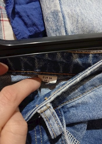 LC Waikiki Gevşek Kesim Yırtık Mavi Denim Jean