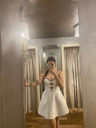 40 Beden etiketli mini abiye