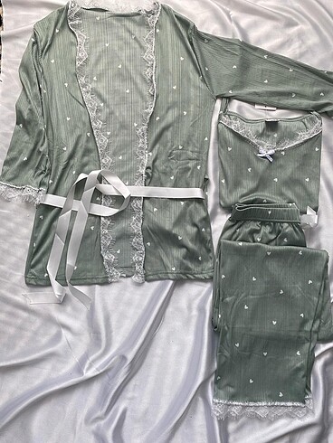 Pijama takımı