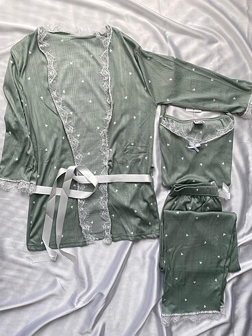Diğer Pijama takımı