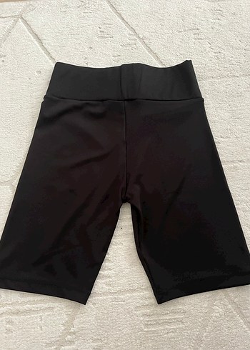 Siyah kısa Spor Şortu - Görsel 2