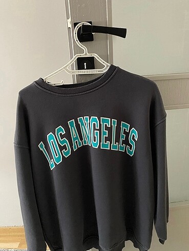 Mavi sweatshirt