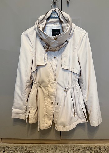 Zara krem yagmurluk ruzgarlik