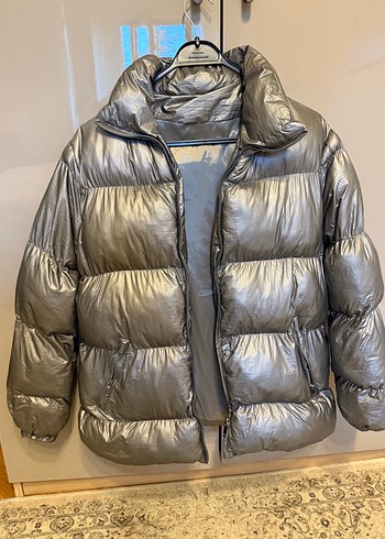 Oysho Gri Metalik Kadın Kışlık Şişme Mont