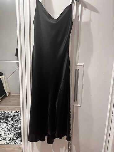 Trendyol & Milla Siyah saten elbise