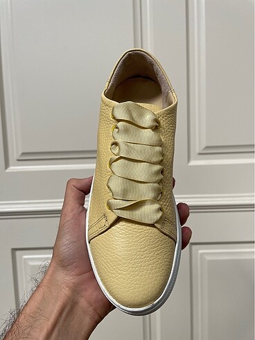 Diğer Harika Sarı Renk Hakiki Deri Kadın Sneaker