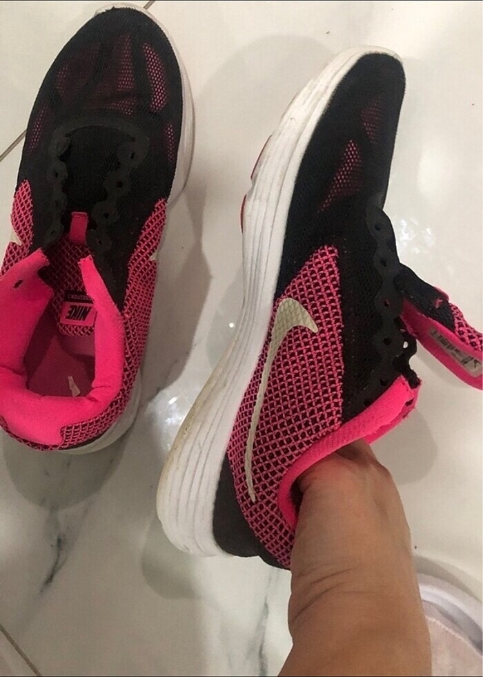 Spor ayakkabı - Görsel 2