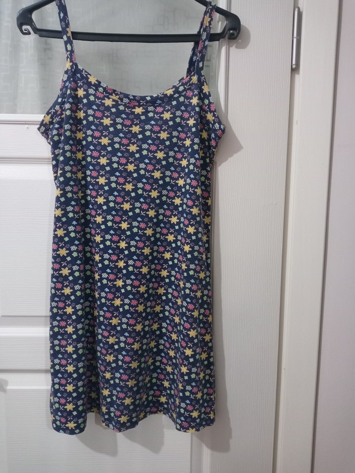 Çiçek Desenli Askılı Midi Elbise - Görsel 3