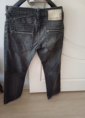 32 Beden Jack&Jones Pantolon 