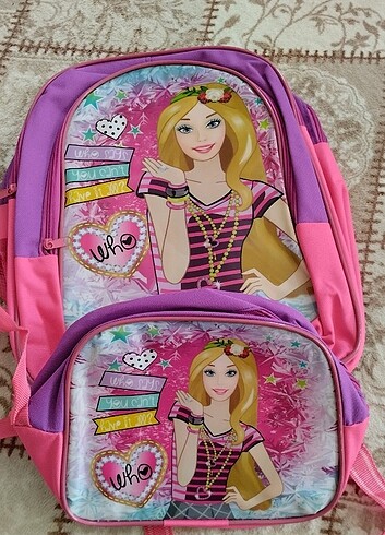  Kız okul çantası