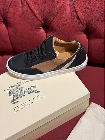 36 Beden BURBERRY KADIN AYAKKABI 36 NO TEK!!!!