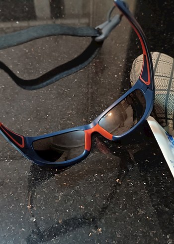 Erkek Çocuk 3-13 yaş Mavi Turuncu Güneş Gözlüğü - Görsel 11