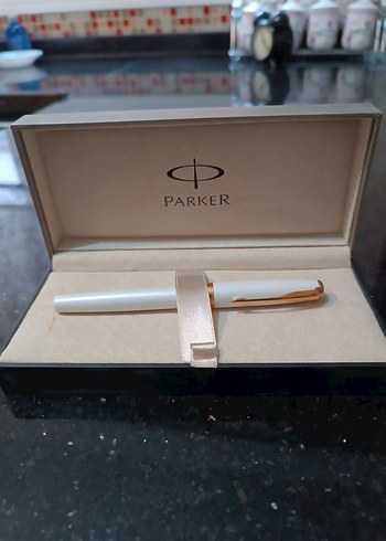 Beyaz İnci Parker Dolma Kalem Orijinal - Görsel 3
