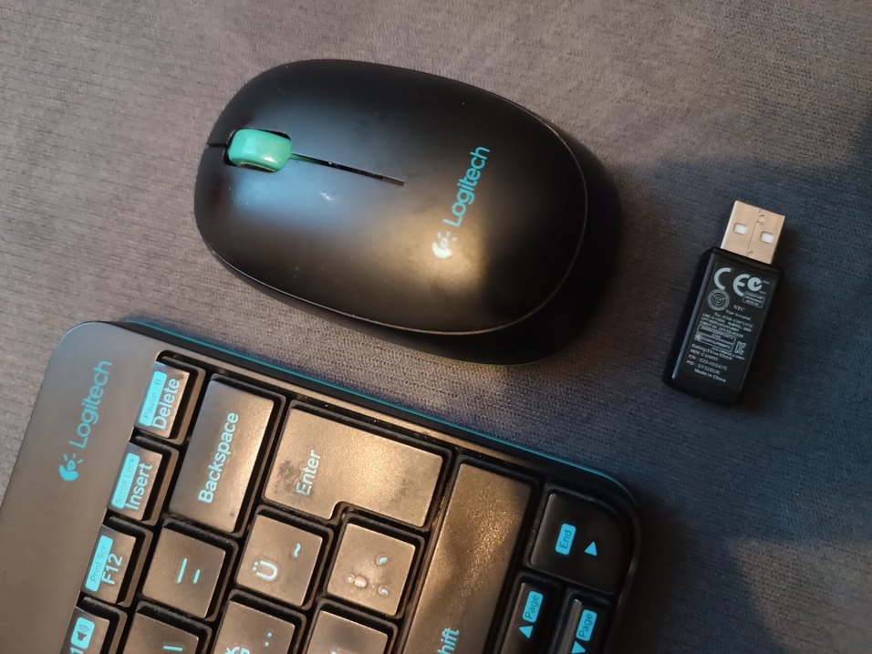 Logitech K250 Kablosuz Klavye M212 Kablosuz Mouse Seti - Görsel 2