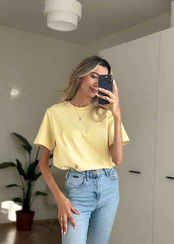 Sarı Oversize Kısa Kollu Tişört - Görsel 3