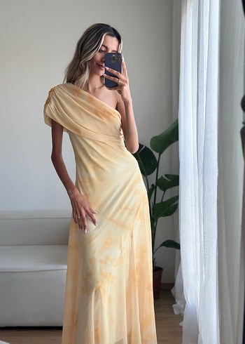 Sarı Drapeli Uzun Straplez Elbise - Görsel 5