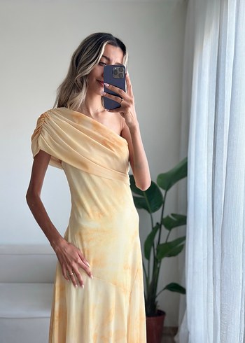 Sarı Drapeli Uzun Straplez Elbise - Görsel 12