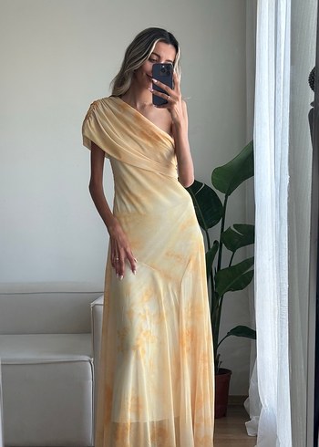 Sarı Drapeli Uzun Straplez Elbise - Görsel 2