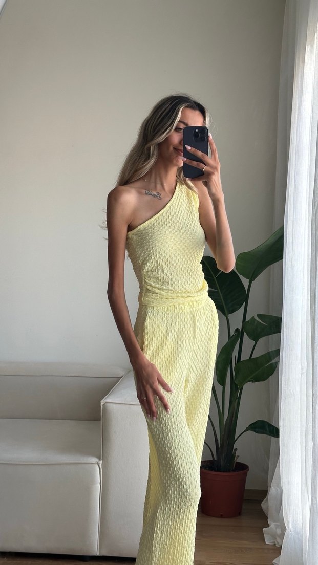 Sarı Tek Omuz Triko takım - Görsel 4