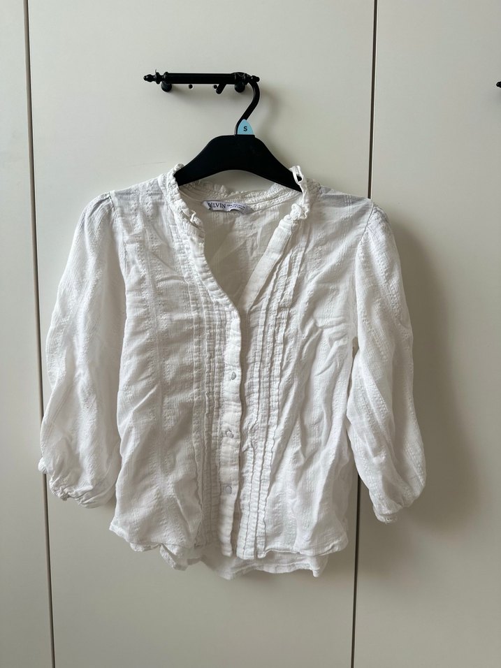 Düğmeli Beyaz Keten Kadın Gömlek - Görsel 3