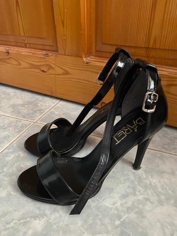 Klasik Siyah Tek Bant Topuklu Kadın Ayakkabı - Görsel 3