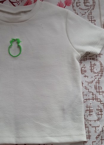 Koton Beyaz crop