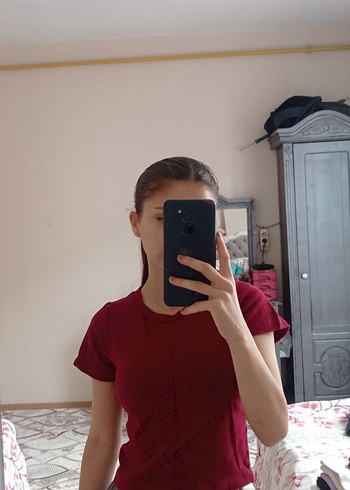 Bordo Renkli crop
