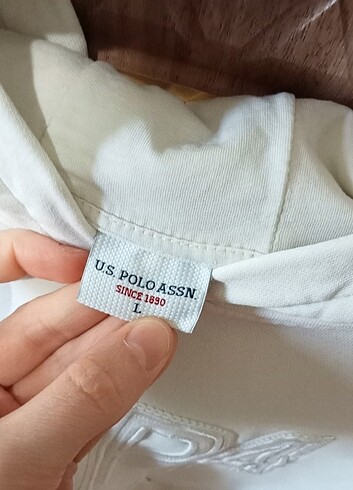 Kapüşonlu sweatshirt 