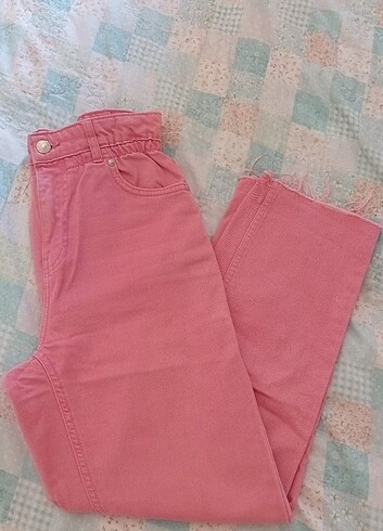 s Beden Bershka pantalonun 