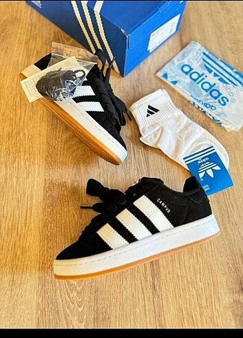 Adidas spor ayakkabı