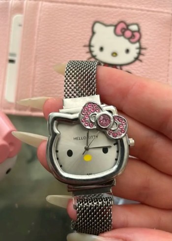 Hello Kitty Kadın Kol Saati